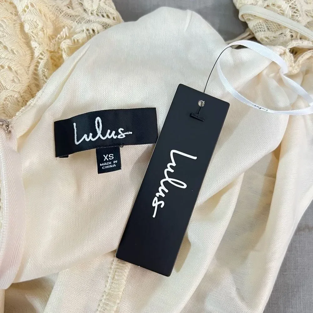 Lulu’s Declare My Love Cream Lace Cold-Shoulder Mermaid Maxi Dress